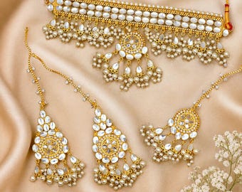Golden Kundan Choker Necklace with Tikka & Earrings Set, Indian Pakistani Bridal Jewelry, Traditional Wedding Necklace, Bridesmaid Jewelry
