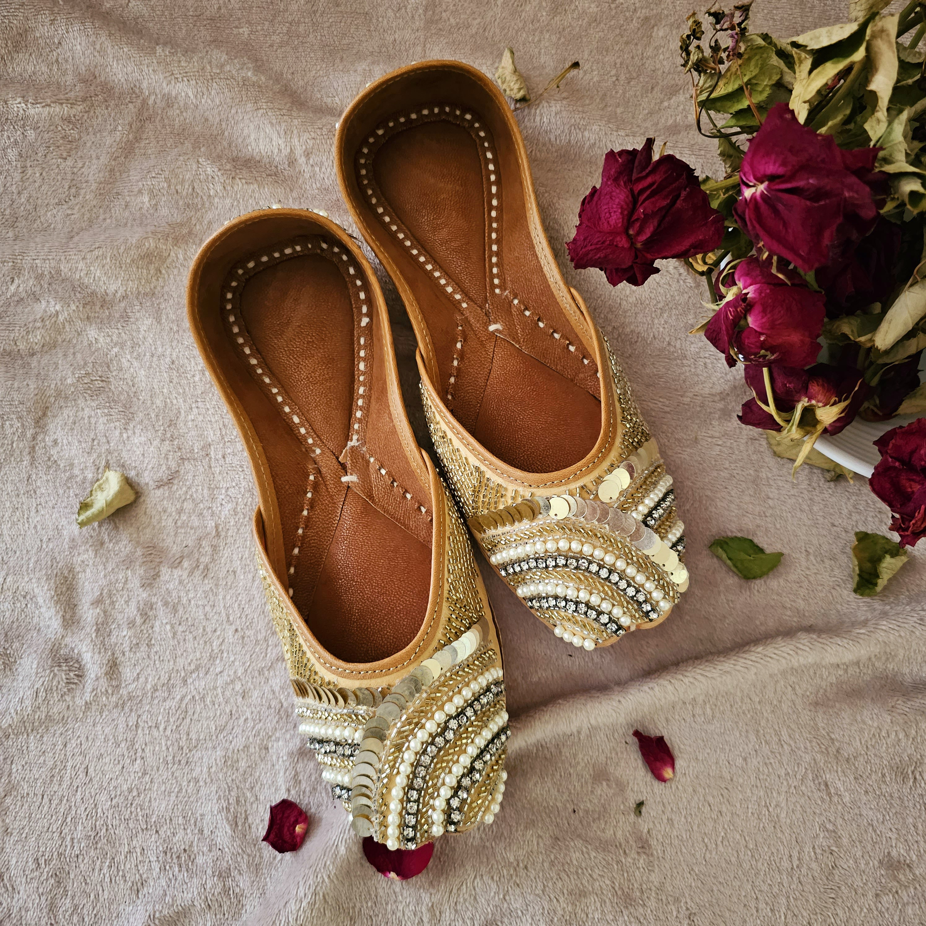 GUL Antique Gold Sequined Khussa,indian Pakistani Punjabi Jutti