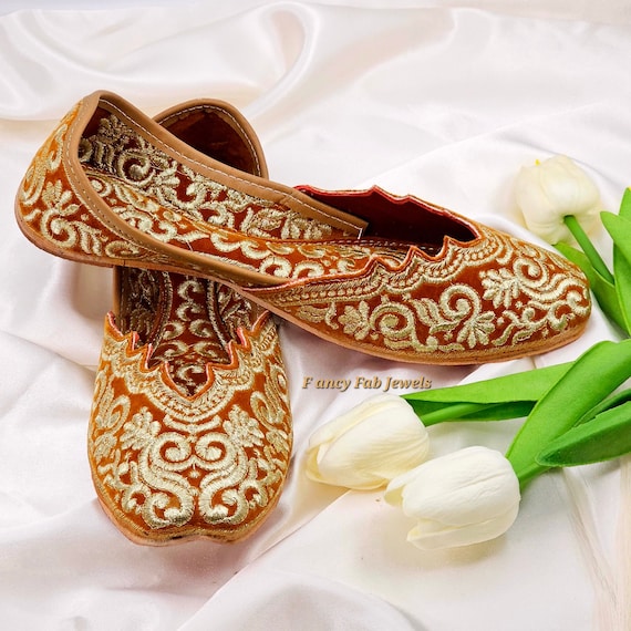 Rust Gold Womens Double Cushion Zari Work Handcrafted Jutti Indian Shoes Pakistani Khussa Punjabi Jutti Embroidered Leather Jutti Etsy