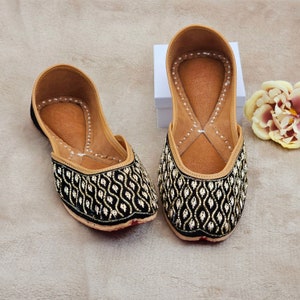 Pia Black Gold Zardozi Work Bridal Jhutti