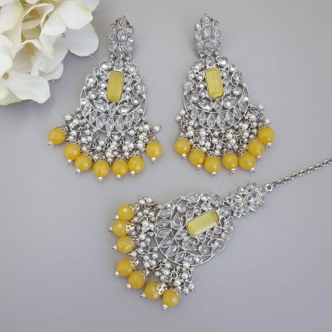 PARINEETA earrings + tikka (Light Blue) main image 1