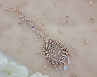 American Diamond Cubic zirconia Tikka. Indian Jewelry, Pakistani Jewelry, Mehndi look