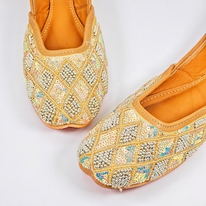 Handmade Gold Punjabi Jutti: Beaded Indian Wedding Shoes
