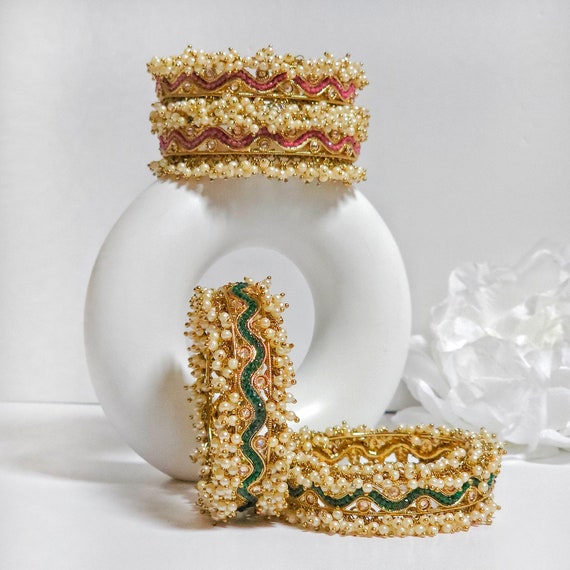 アンティークゴールドポルキバングル：インド産パール＆CZ