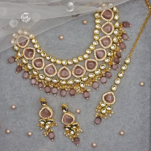 Anmol - Kundan Necklace Set with Earrings and Tikka. Indian Jewelry, Kundan Jewelry Set, Bridal Jewelry, Kundan Set,