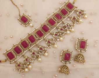 Antique Gold Polki Stone Necklace Set with Maang Tikka & Jhumka Earrings, Indian Bridal Jewelry Choker Set, Pakistani Wedding Jewellery Set