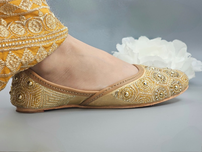 Kids Girls Gold Embroidered Jutti image 7