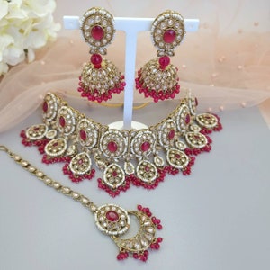 Gargantilla de diamantes Polki de oro antiguo: joyería nupcial india
