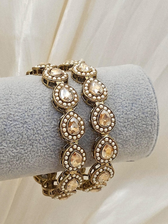 Braccialetti di perle Polki in oro antico, bracciale indiano placcato in oro, gioielli tradizionali indiani da sposa, braccialetti, regali per damigelle d'onore per lei - Italia