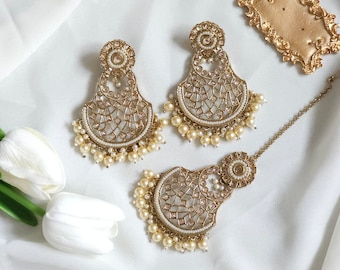 Antique Gold Polki lightweight Earring And Tikka set, Indian earrings, indian jewelry, Punjabi Jewelry