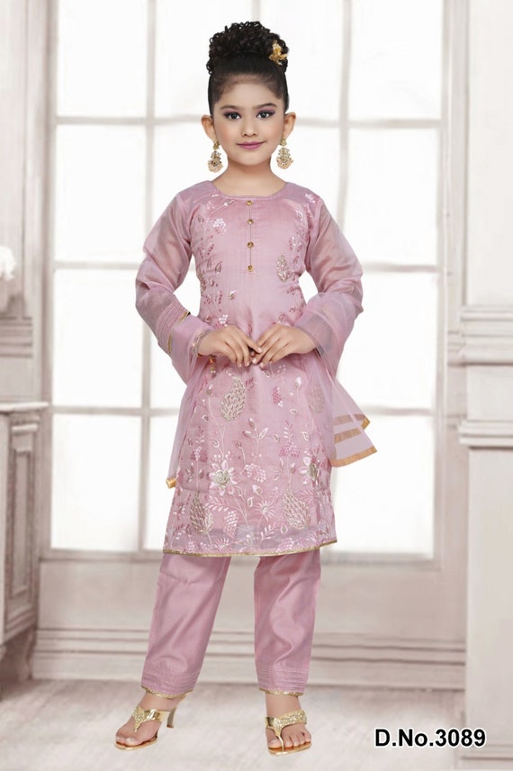 AMAN❤ | Patiala suit designs, Punjabi dress design, Punjabi suits designer  boutique