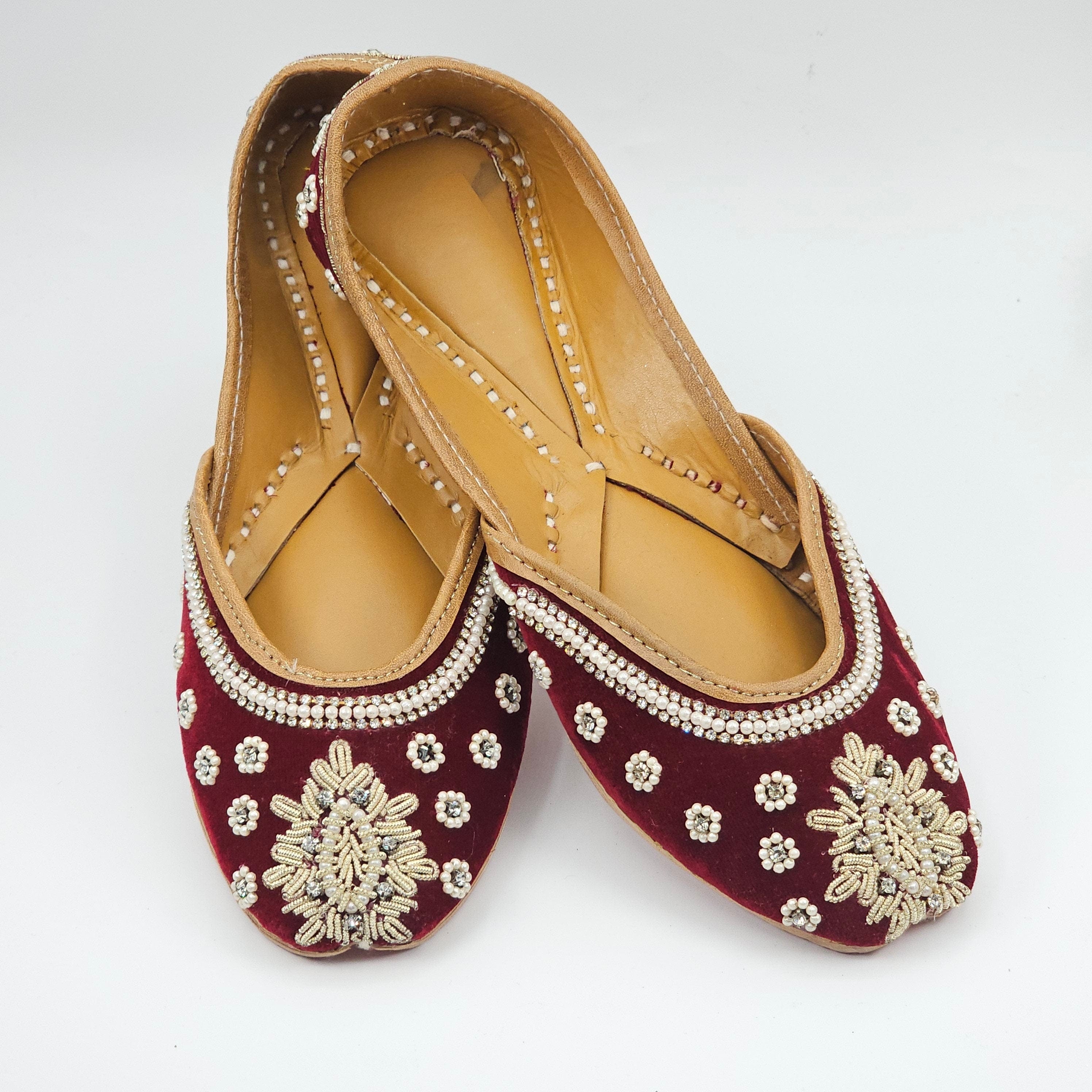 Juttis for brides deals