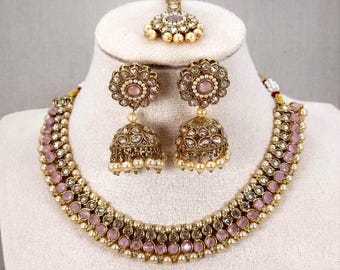 Collier polki doré antique, boucles d'oreilles Jhumka et Maang Tikka | Bijoux de mariée indiens | Ensemble de bijoux de mariage | Bijoux ethniques