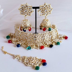 Kishvi Beautiful Lightweight  Kundan Necklace Set with Jhumki Earrings and Tikka. Indian Jewelry, Kundan Choker Set, Kundan Jewelry