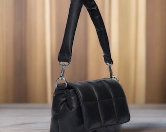 Black Quilted Leather Crossbody Bag: CUIR LONDON Clutch