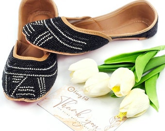 Handmade Black Punjabi Jutti: Zardozi Embroidered Khussa Sandal