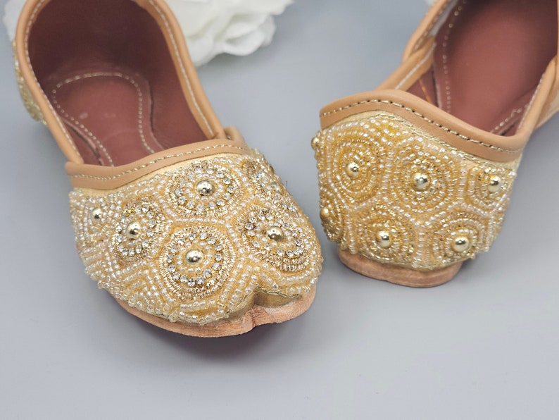 Kids Girls Gold Embroidered Jutti image 6
