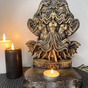 Hecate Statue: Triple Goddess Altar - Greek Mythology Handcrafted