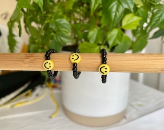 90s acid house smiley stretchy ring