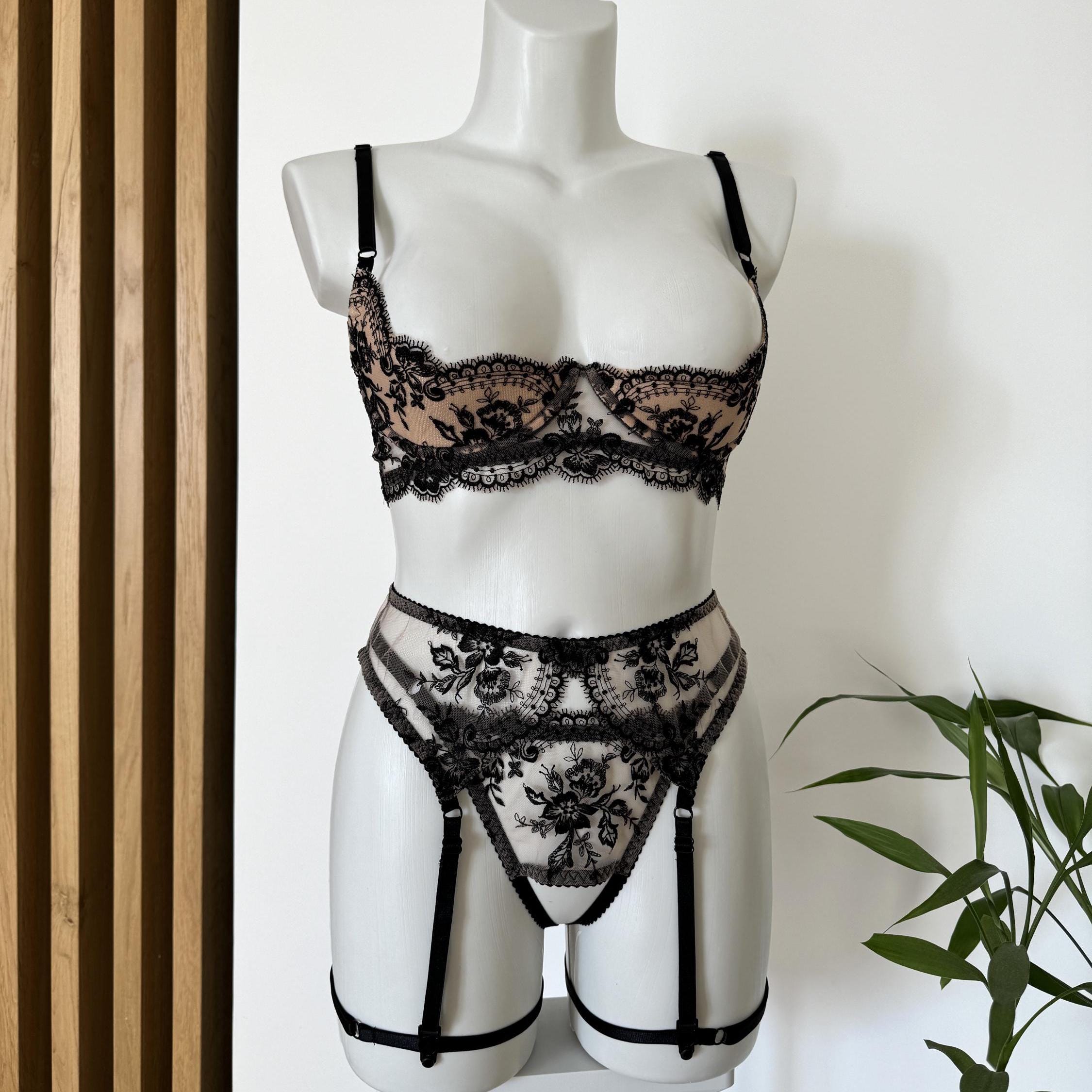 Open crotched plus size lingerie set, Shelf bra quarter cup, Cupless lingerie, Lingerie see through, Open cupless bra, Open crotched panty