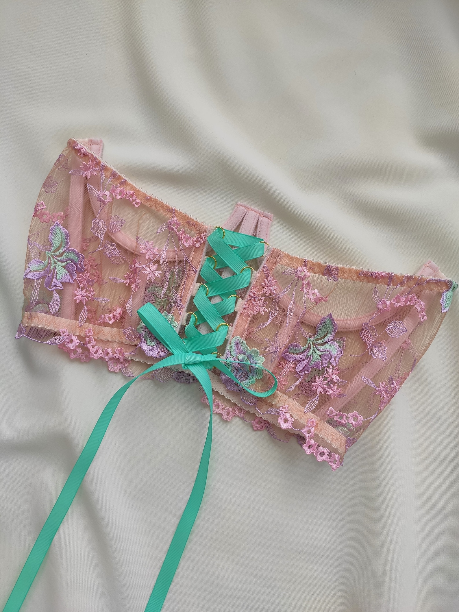 cupless corset belt