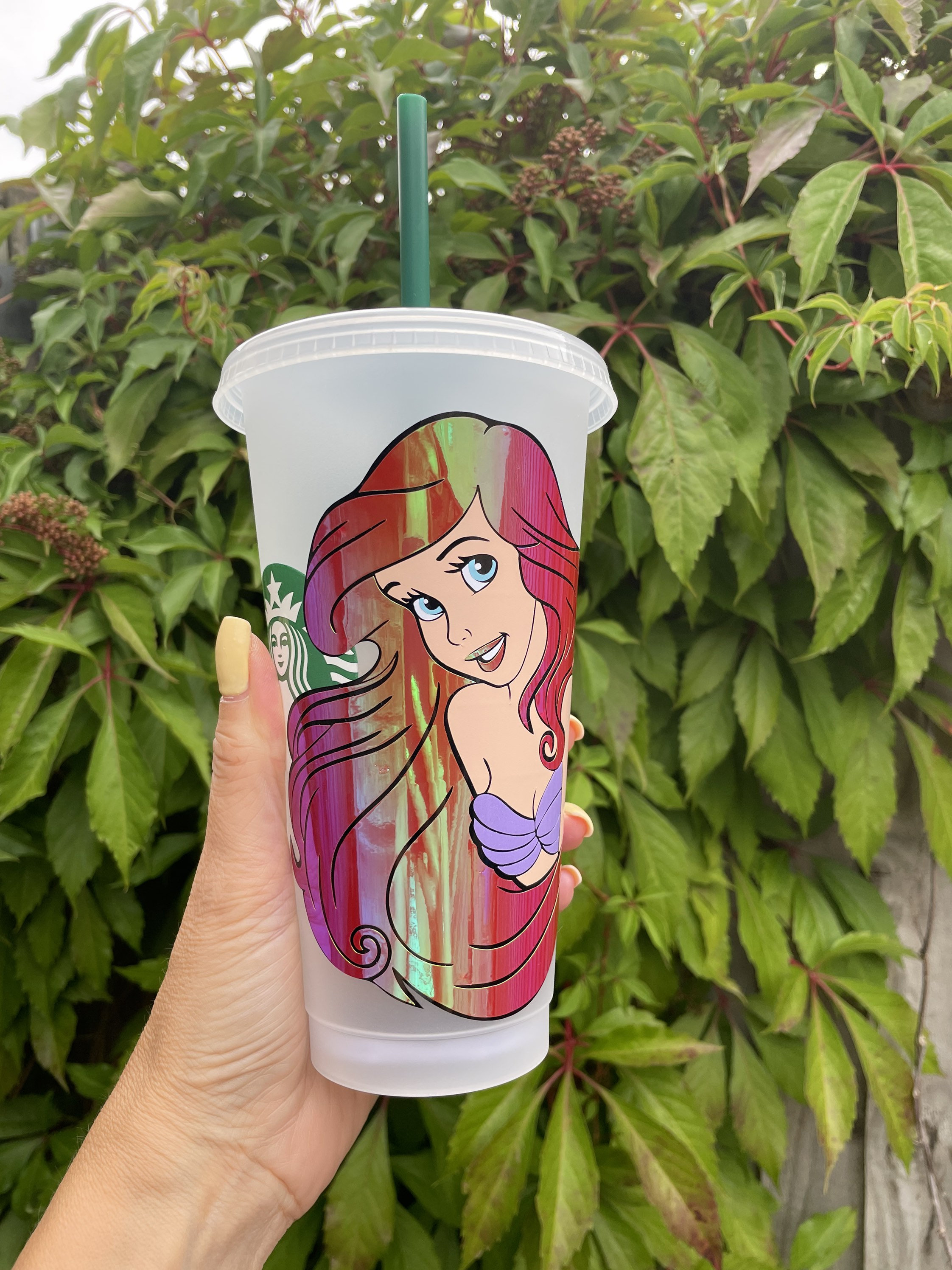 Starbucks Ariel Challenge: Tiktok'S Latest Beauty Trend - cydla7j