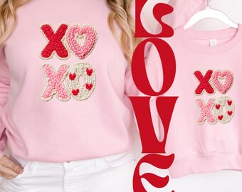 Mama & Mini Valentines Sweatshirt Set | Crochet XOXO Design