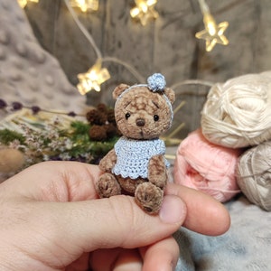 Mini Kuschelbär. 5cm Plüschteddy für Blythe. Plüschhie kleines Taschentier. Kleiner Künstler Haustier Freund. Einzigartiges Geschenk