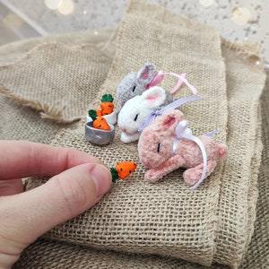 Miniature bunny rabbit toy, tiny stuffed crochet bunny, mini small pet friend for Blythe doll, bunny animal for dollhouse, Easter micro toy