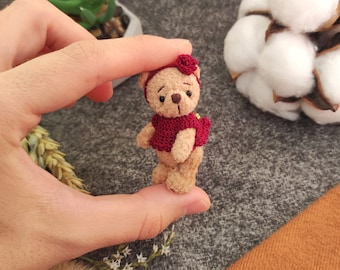 Amigurumi crocheted miniature teddy bear mini toy souvenir stuffed animal dollhouse Blythe friend doll pet velour gift for best friend
