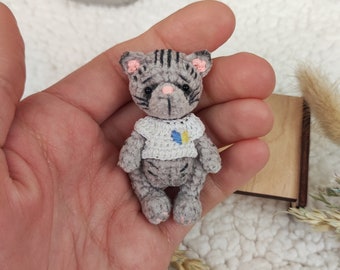 Miniatur Katze Stofftier für Puppenstube. Blythe Haustier Kätzchen. Winziges Souvenir für Katzenliebhaber Geschenk für Freund Geschenk für Tochter. Taschentier