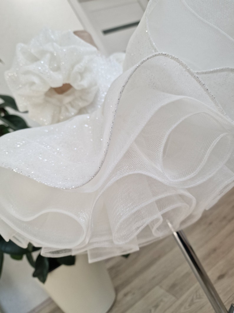 Robe tutu ivoire à paillettes gonflées avec broderie de perles et manches bouffantes Parfaite pour le baptême, la robe de premier anniversaire ou la robe de fille à fleurs image 9