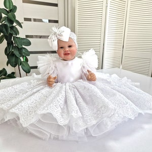 Robe de baptême de filles, robe de baptême de dentelle robe de bébé fille robe de baptême robe de baptême de bébé blanche robe de baptême tout-petit. image 2