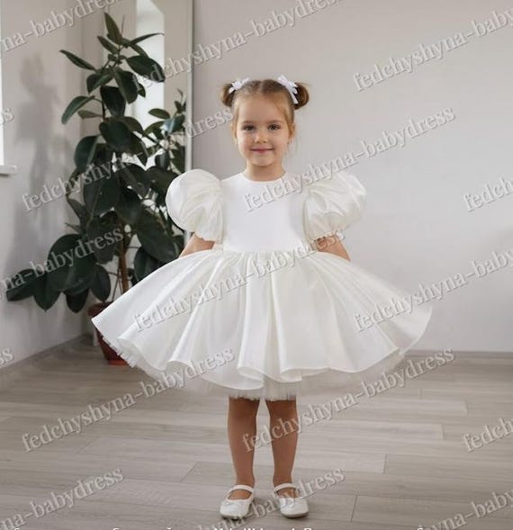 dress for prom long sleeve A-line V neck Black Prom Dress Long Sleeve Lace Applique Tulle Evening   SELINADRESS
