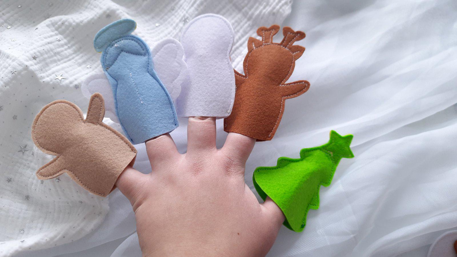 Christmas Toys - Finger Puppets - Felt Snowman, Deer, Christmas Tree ...