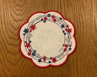 Estrellas Patrióticas—Reversible Tapete para Vela o Mantel para Taza