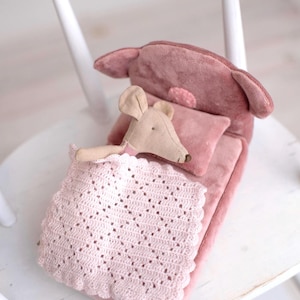 Cama de cerdo de terciopelo en miniatura a escala 1:12 + manta de lana + colcha pequeña, muebles para casa de muñecas Maileg Mouse