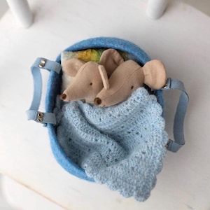 miniaturowy mały filcowy koszyczek + mały kocyk + filcowana poduszka zestaw dla rodziny myszek maileg, akcesoria maileg, domek dla lalek miniaturowe zwierzątka zabawka