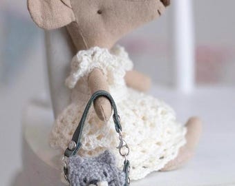Wool Mouse Miniature Bag: Handmade Doll Accessory