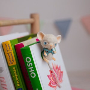 Mouse bookmark 3D felted animal mice cool book accessory from lovely felted mouse toy bookmark Woodland image 2