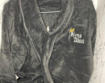 Bata bordada personalizada para hombre