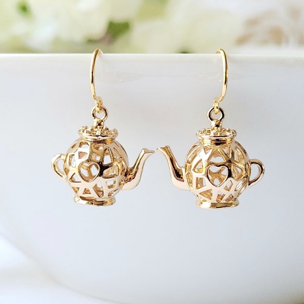 Teapot earrings, Filigree earrings, Dangle earrings, Tea kettel, Gold earrings, Dainty unique earrings, Minimalist earrings, Tea lover gift