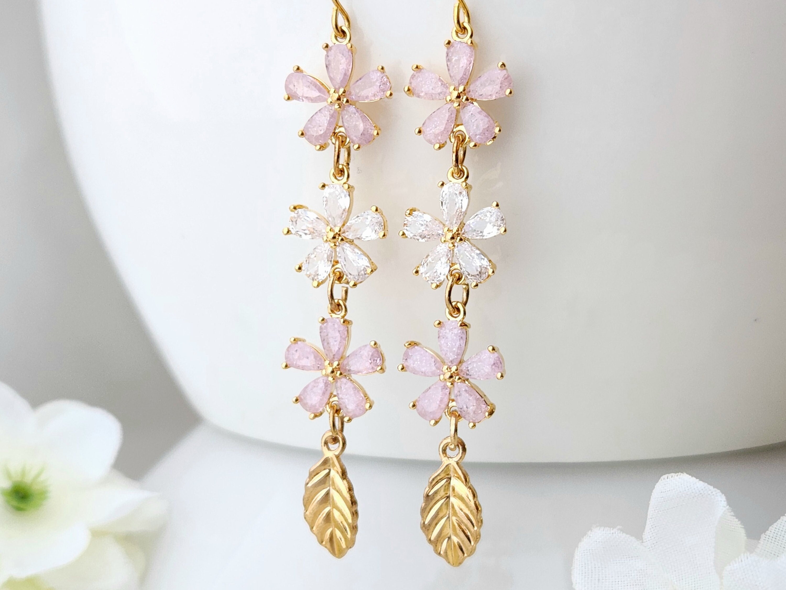 FUA Flower petal 片耳ピアス　ivory color IMG_6066__77140.1681949617.386