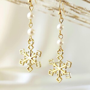 Snowflake dangle earrings, Christmas earrings, Winter jewelry, Gold white pearl earrings, Unique handmade gift, Dainty minimalist earrings