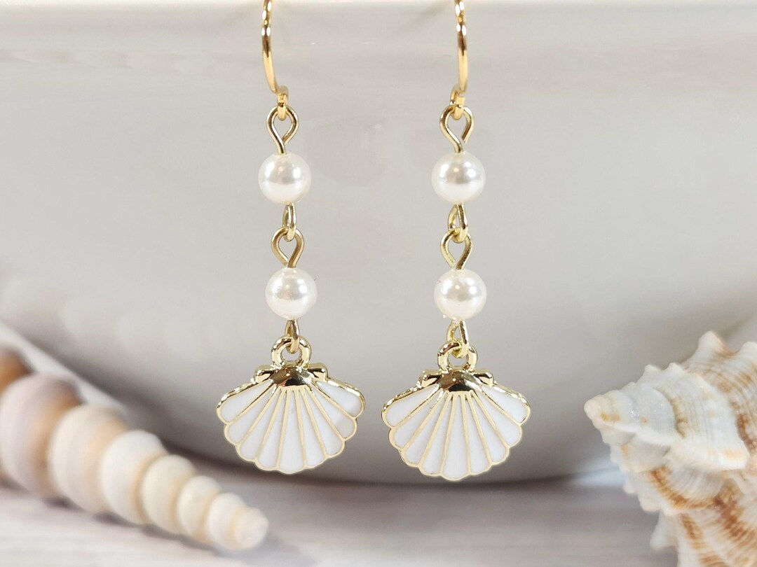 Shell Earrings, Pearl Earrings, Beach Earrings, Seashell