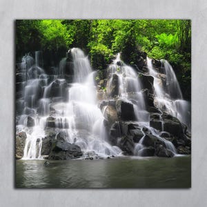 Foto digital de cachoeira tropical, arte de parede de Bali, pôster de cachoeira horizontal, cartões postais para impressão, arte de parede com impressão de verão