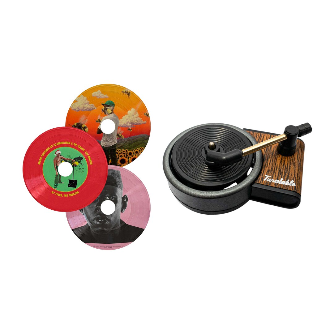 Car Air Freshener in a Design of Spinning Vintage Record Player Stylish