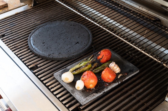 Zuidelijk Roei uit semester Vulkanische stenen roerplaat om direct op vuur te grillen is - Etsy Nederland Zuidelijk Roei uit semester Vulkanische stenen roerplaat om direct op vuur te grillen is - Etsy Nederland
