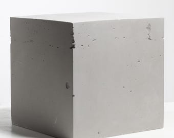 Display Stands & Risers