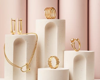Geometric Concrete Jewelry Display Stands: Photography Props, Retail Display